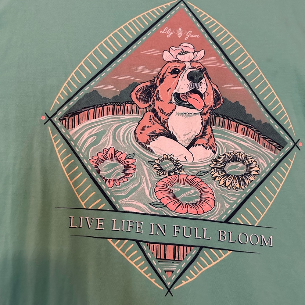 Light Green Women's Short Sleeve Tee
